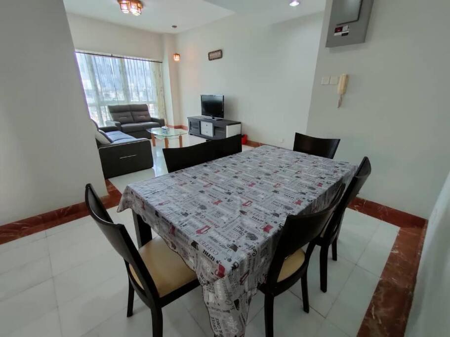 Kuching City 3Bedrooms Apartment Exterior foto